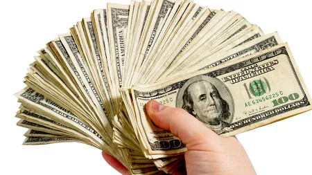 Din patriotism, americanii au donat anul acesta Guvernului doar 3 mil. $. Nici romanii nu sunt mai solidari