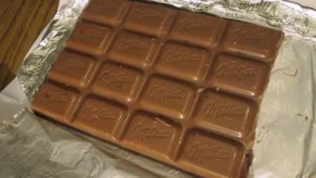 Milka masoara tandretea romanilor pentru noua campanie publicitara. Vezi cum arata noile mesaje Milka. GALERIE FOTO