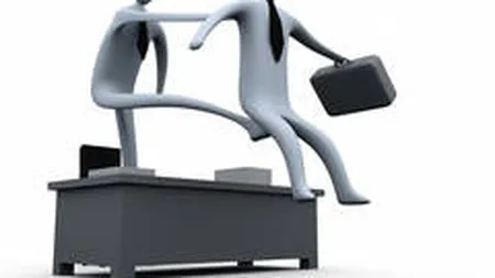 Concedierea prin telefon, arta sau lipsa de respect?