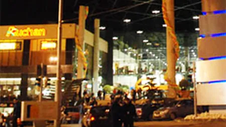 Muncitorii chinezi de pe santierul Palas Iasi cer sa se intoarca acasa