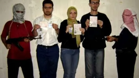 Doi barbati, condamnati la inchisoare pe viata pentru rapirea jurnalistilor romani in Irak in 2005