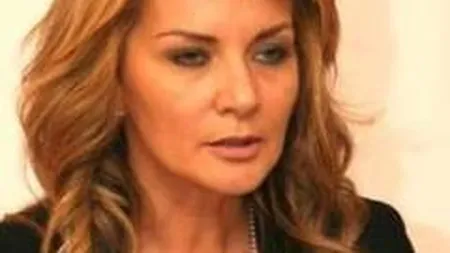 Ce vrea Irina Schrotter de la Nokia: Rochii de seara in loc de telefoane