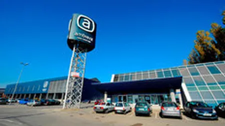 Cum stingi datoria fara bani: Patronul Ambient plateste banca in natura