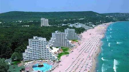 Mii de romani isi petrec Revelionul pe litoralul Bulgariei