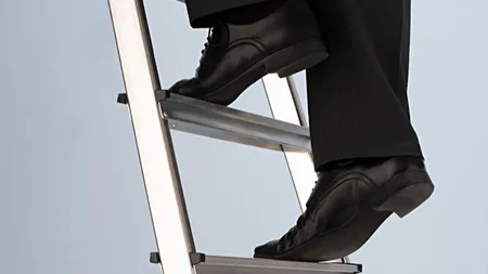 Ascensiunea spre functia suprema: Ce trebuie sa faci ca sa ajungi CEO