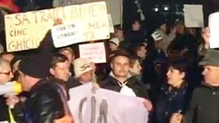 A patra zi de proteste in Piata Universitatii: Zeci de protestatari au fost retinuti