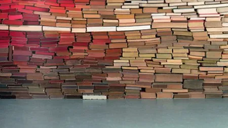 O mare editura britanica cere insolventa Rao