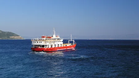 Vacanta in Grecia? Lucratorii portuari intra in greva pe 1 Mai