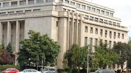 Guvernul a revizuit in scadere prognozele de crestere economica si deficit bugetar