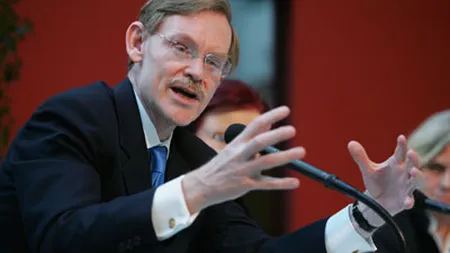 Zona euro trebuie sa fie gata sa recapitalizeze bancile, daca Grecia iese