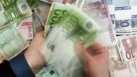 Consilieri judeteni si locali cu beneficii de 8,5 mil. euro din contracte publice