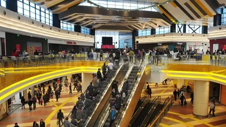 Cinema si bowling in mall-ul Electroputere din Craiova