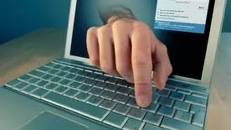 Peste 450.000 de adrese de email au fost sparte. De vina este vulnerabilitatea bazei de date Yahoo