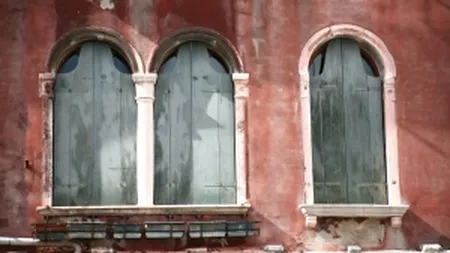 Imobiliarii pot lua inapoi TVA-ul platit la demolarea cladirilor vechi