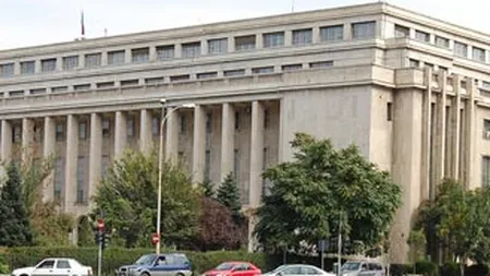 Guvernul vrea sa mai incheie cu FMI un acord preventiv de doi ani