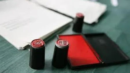 Public-Affairs: Peste jumatate dintre romani merg la referendum