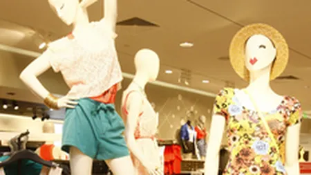 H&M vrea sa mai deschida sase magazine
