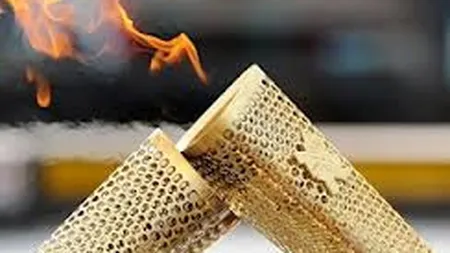 O torta olimpica semnata de Bradley Wiggins, vanduta la o licitatie