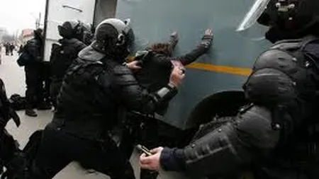 Infractori romani si libanezi, care au pagubit statul cu 30 mil. euro, arestati