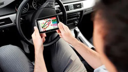 GPS dedicat sau navigare pe mobil? Cum impaca romanii cele doua solutii