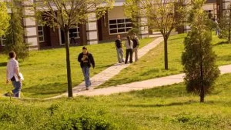 Hotelurile concureaza caminele studentesti, cu o luna inainte de inceperea scolii