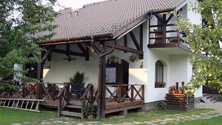 Capcana vacantelor la jumatate de pret