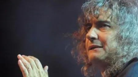 Cristi Minculescu paraseste formatia Iris