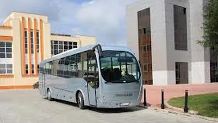 Autobuzul romanesc pe care nu-l vor romanii gaseste clienti in Dubai