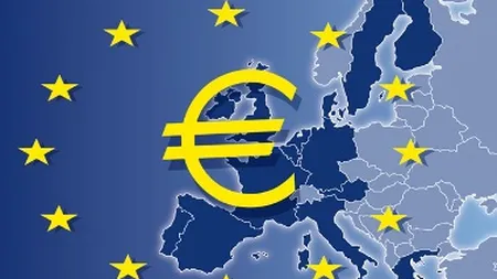 Sondaj Bloomberg: Euro va supravietui anului 2012