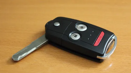 Cum deschizi geamurile masinii cu telecomanda. Vezi lista modelelor