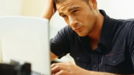 Cati dintre angajatii romani care lucreaza “la negru” au studii superioare