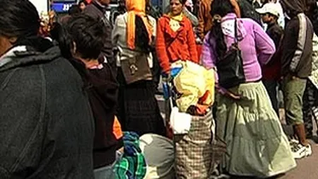 Autoritatile franceze: Problema romilor din Romania trimisi din Franta e complexa