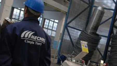 Sute de angajati de la Mechel Campia Turzii protesteaza impotriva disponibilizarilor