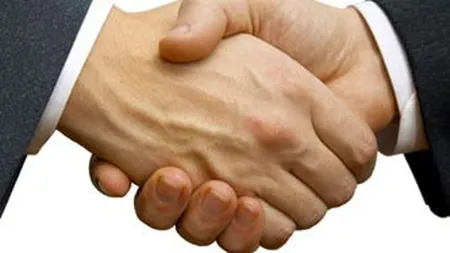 Romanii despre afaceri: Numai cine fura poate face bani