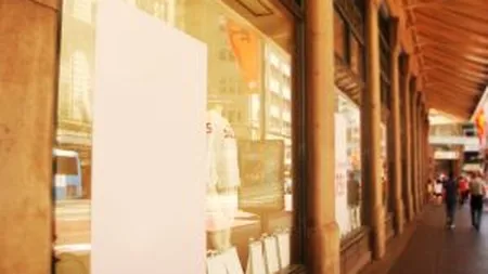 Multe din magazinele de acum ar putea avea alt nume peste 5 ani