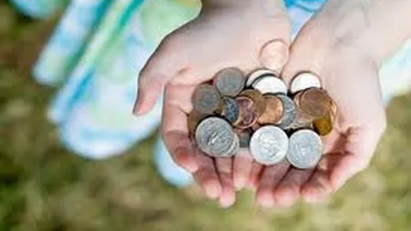 Cat economisesc romanii in comparatie cu alti europeni