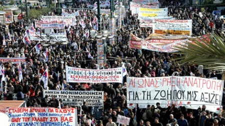 Grecii din mediul privat ameninta cu o noua greva