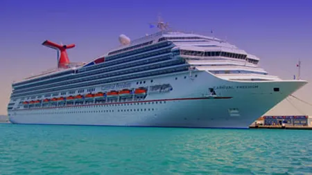 Croazierele se vand mai bine si mai ieftin. Cererea romanilor pentru pachetele de lux a crescut