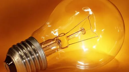 Grecia: 30.000 de familii raman lunar fara curent pentru neplata facturilor