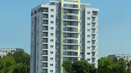 Adama a angajat constructorul Bogart pentru a doua faza a proiectelor din Titan