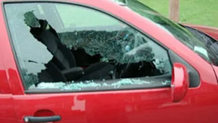 Perchezitii in Bucuresti, la persoane suspectate de furturi din autoturisme