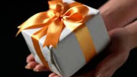 Companiile vor putea oferi cadouri partenerilor de afaceri fara sa colecteze TVA