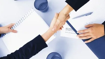 Final de an pe piata muncii. Care sunt criteriile de promovare a angajatilor