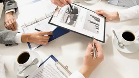 Corporatist vs bugetar. Viata mai trepidanta sau la fel de anosta?