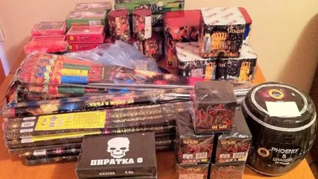 Peste 45.000 de articole pirotehnice, confiscate de politistii bucuresteni