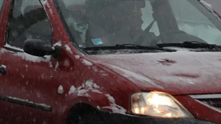 Sute de soferi amendati fiindca nu si-au echipat masinile pentru iarna