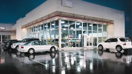 Cu cat s-au redus afacerile din comertul auto-moto in 2012