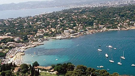 Cati romani merg pe Coasta de Azur si cati bani cheltuiesc
