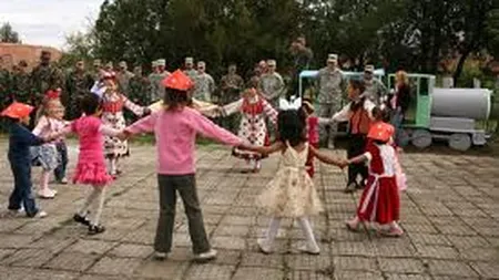 Copiii din Bulgaria, cei mai expusi saraciei si excluziunii sociale in UE. Pe ce loc se afla Romania