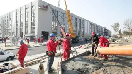 Dezvoltatorii ar putea demara constructia parcurilor industriale, amanate de cativa ani